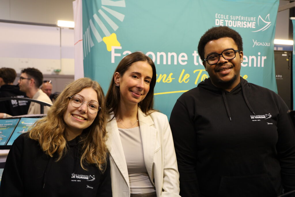 Les portes ouvertes à Y SCHOOLS